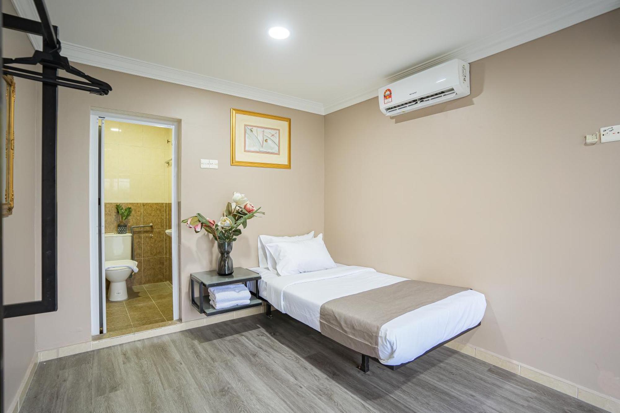 Hotel 28 Rapid Куала Лумпур Екстериор снимка