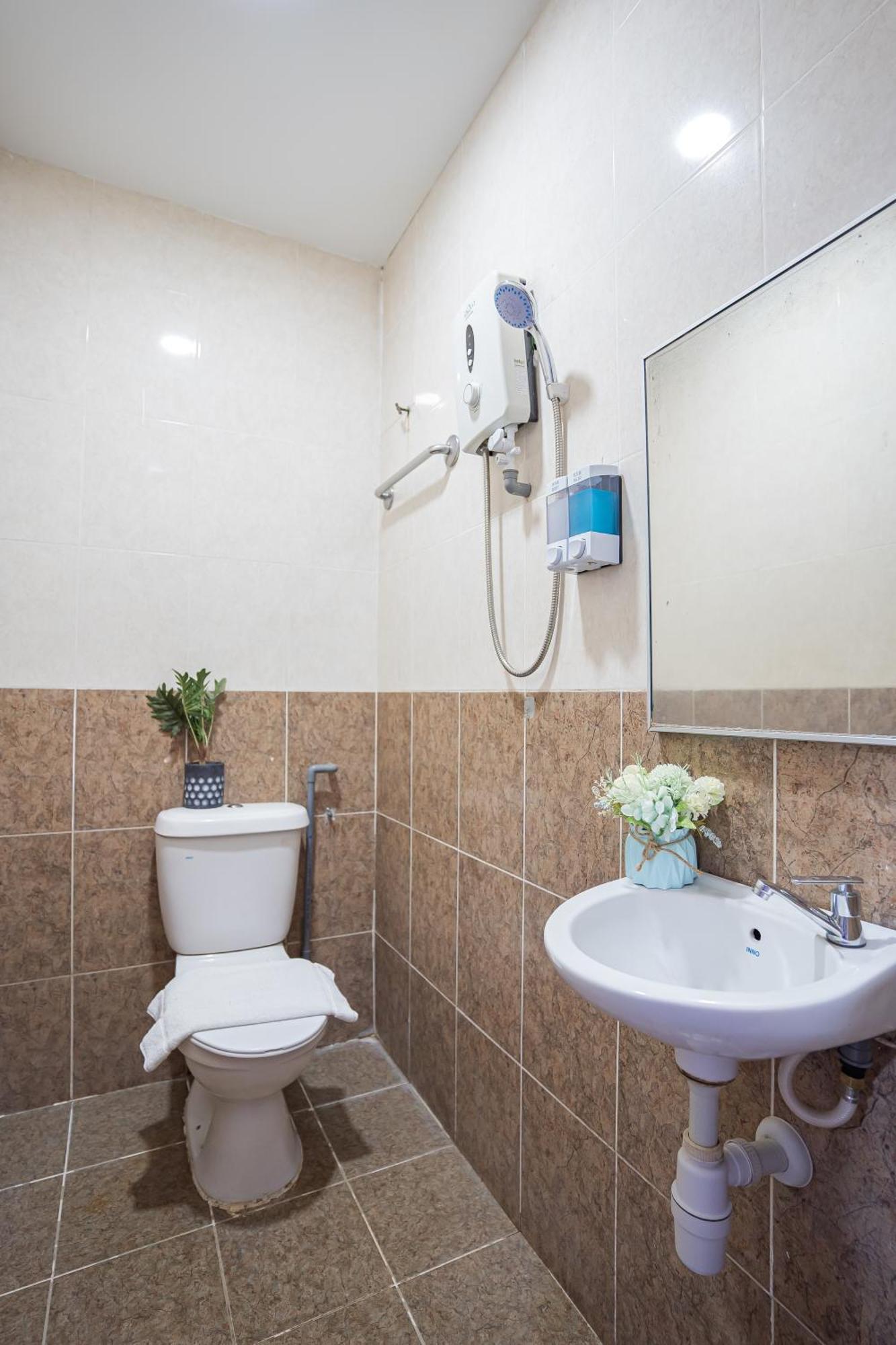 Hotel 28 Rapid Куала Лумпур Екстериор снимка